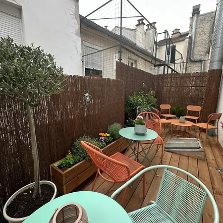 A La Buttes Aux Cailles Paris