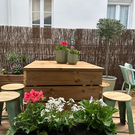 A La Buttes Aux Cailles Paris