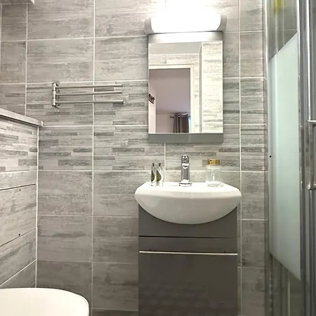 A La Buttes Aux Cailles