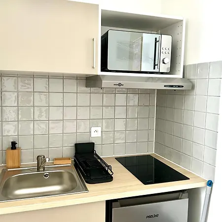 A La Buttes Aux Cailles 2*