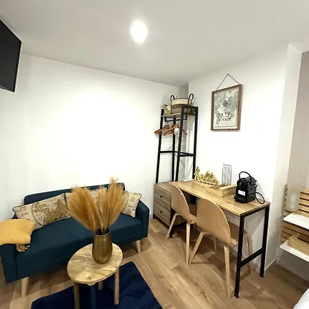 A La Buttes Aux Cailles Aparthotel 2*