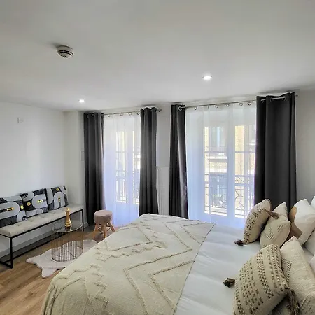 A La Buttes Aux Cailles Париж